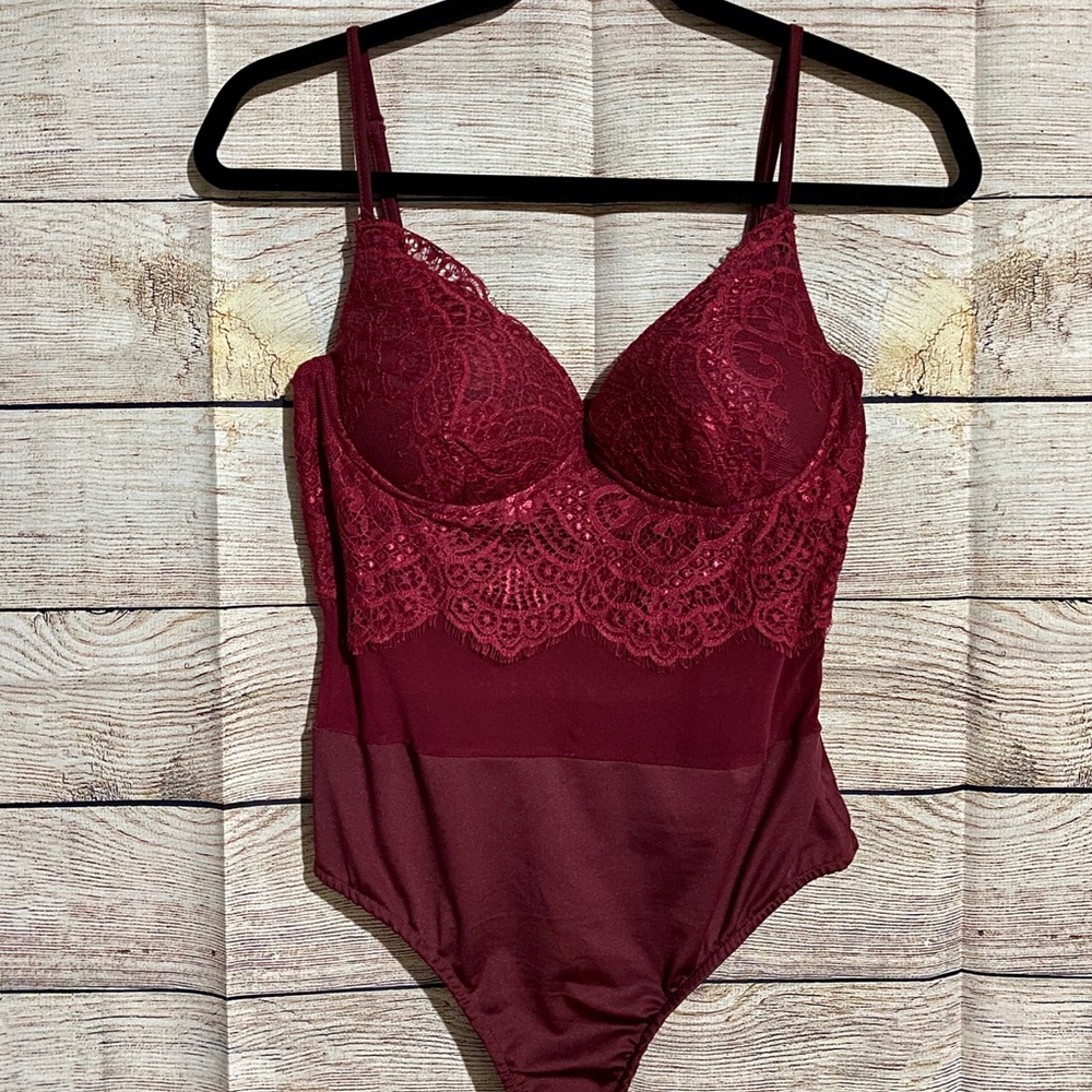 Bodysuit lace